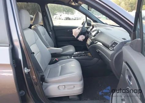 2020 Honda Passport Awd Touring z USA, uszkodzony, nr VIN 5FNYF8H94LB001645